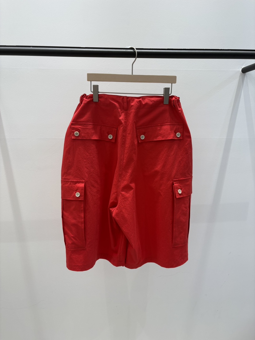 LAIVE韓國東大門代購女裝新品推薦熱賣時尚26春夏職業短褲LAIVE短褲