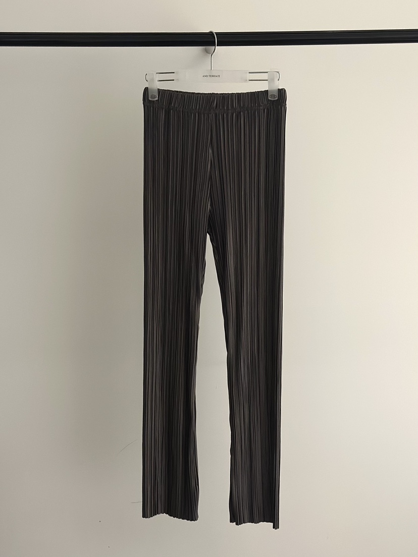 ANDTERRACE韓國直郵實拍女士新款時尚26春夏熱賣休閑褲褶裥ANDTERRACE休閑褲圖色1墨色