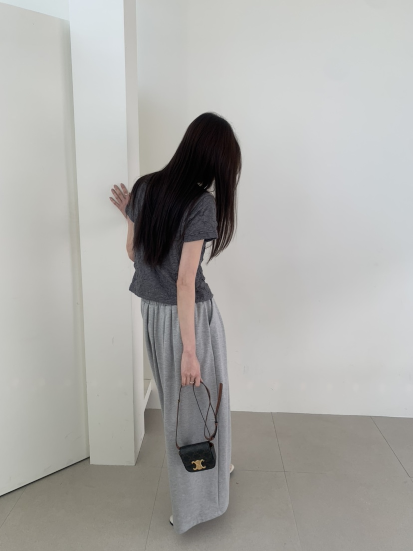 LE AVE韓國東大門直郵女裝新品休閑26春夏推薦人氣時尚長裙LE AVE長裙