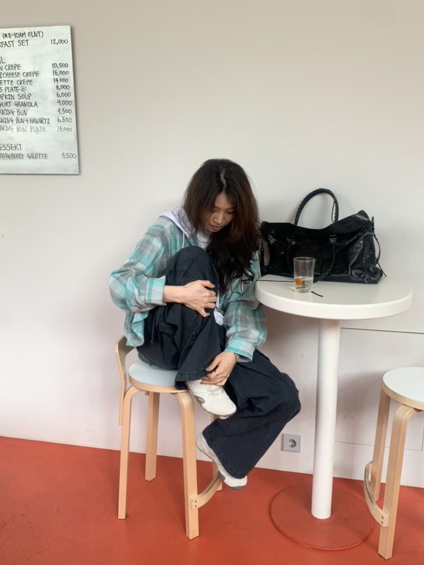 LE AVE韓國直郵實拍女裝新款職業休閑人氣襯衫蕾絲衫兜帽LE AVE襯衫/蕾絲衫