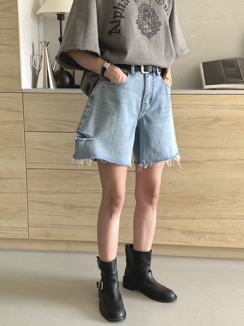 DAVICHI/D.SECOND韓國東大門直郵女裝新款26春夏短褲含隨機腰帶DAVICHI/D.SECOND短褲