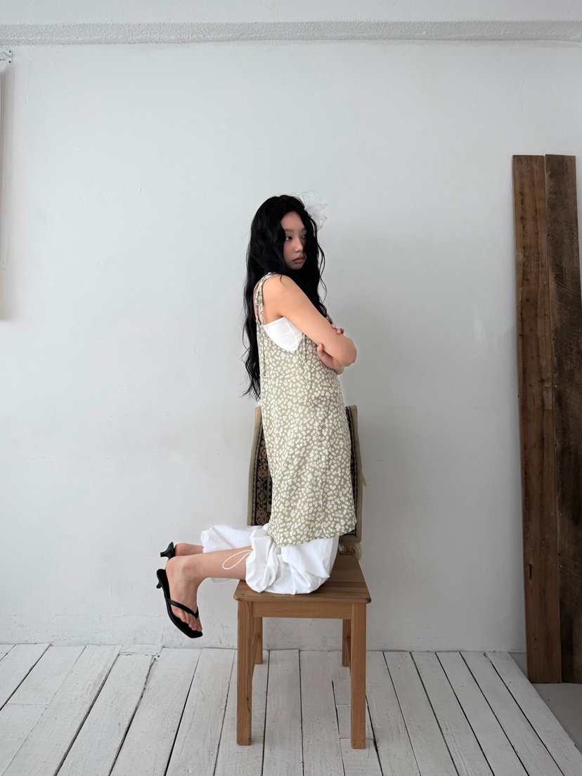 AWESOMESAUCE韓國直郵女士新款人氣熱賣26春夏時尚連衣裙AWESOME SAUCE連衣裙