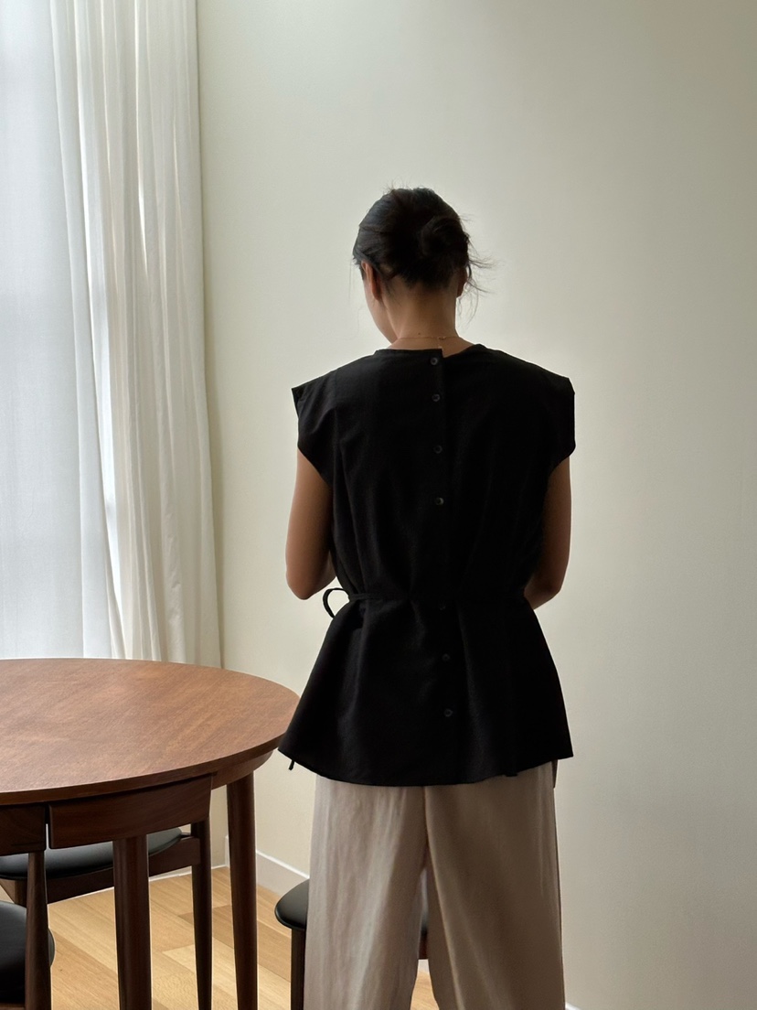 LE VASE韓國東大門直郵女裝新款時尚休閑襯衫蕾絲衫含腰繩LE VASE襯衫/蕾絲衫