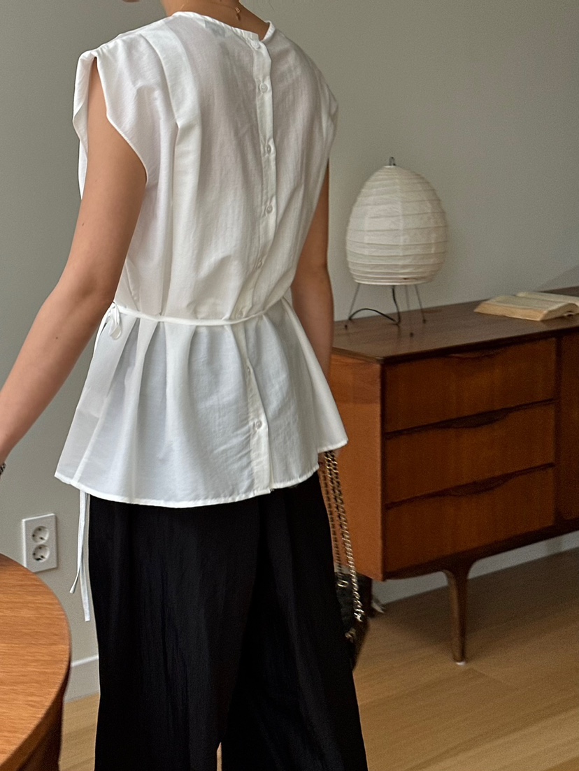 LE VASE韓國東大門直郵女裝新款時尚休閑襯衫蕾絲衫含腰繩LE VASE襯衫/蕾絲衫