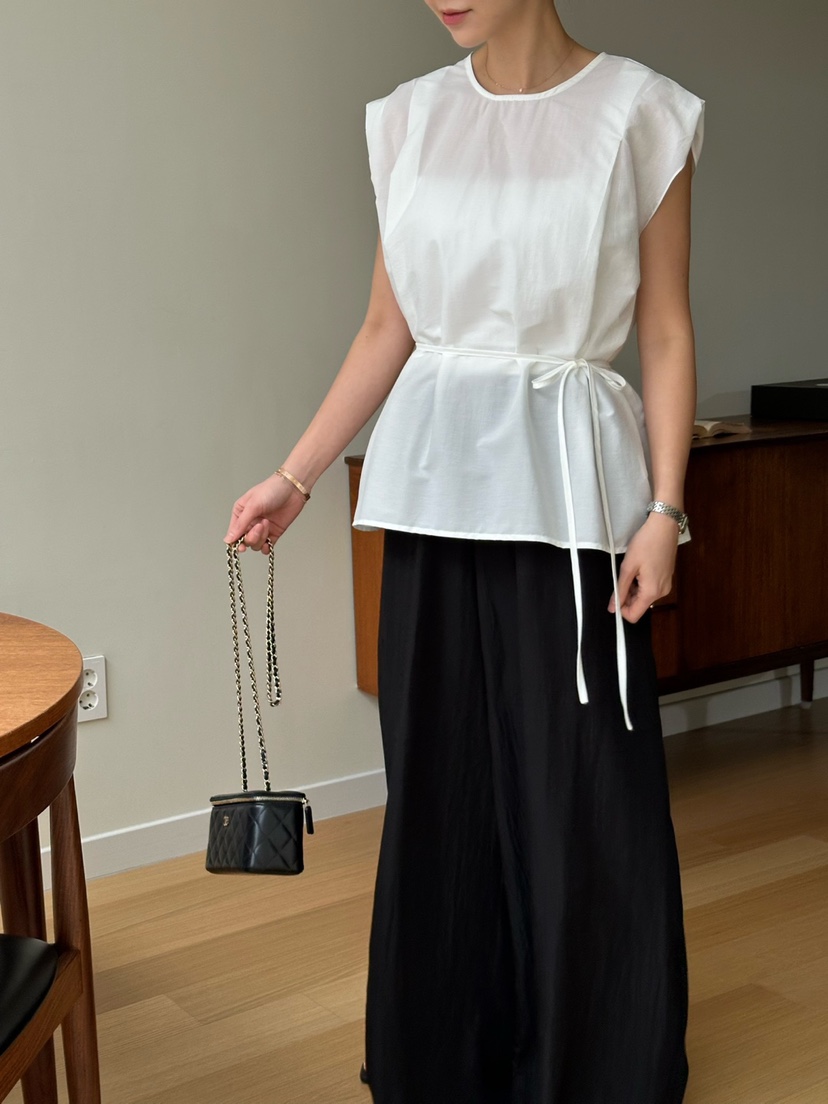 LE VASE韓國東大門直郵女裝新款時尚休閑襯衫蕾絲衫含腰繩LE VASE襯衫/蕾絲衫圖色2