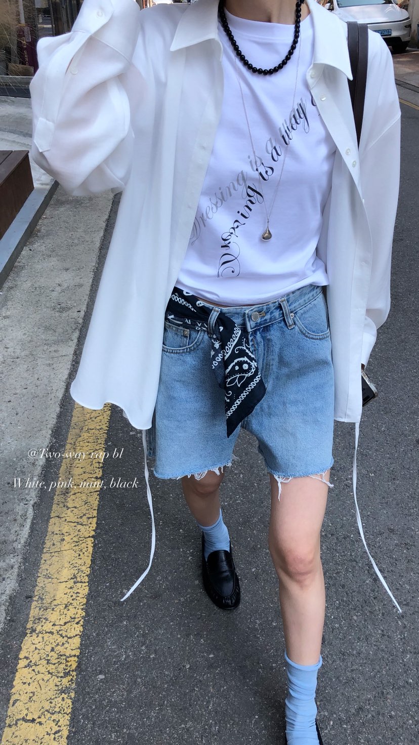 OVER RICH韓國代購女士新款26春夏時尚職業人氣襯衫蕾絲衫OVER RICH襯衫/蕾絲衫