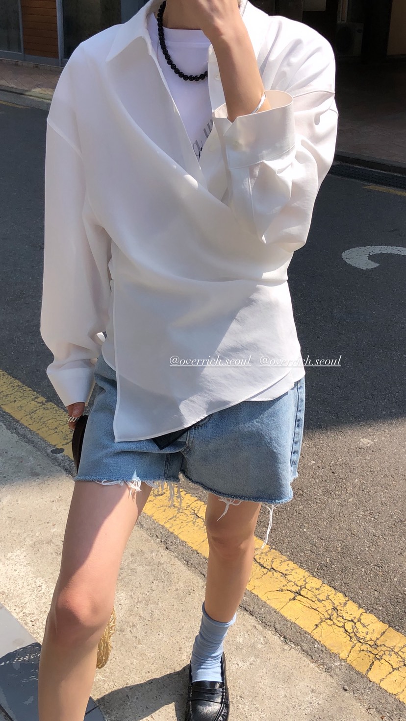 OVER RICH韓國代購女士新款26春夏時尚職業人氣襯衫蕾絲衫OVER RICH襯衫/蕾絲衫