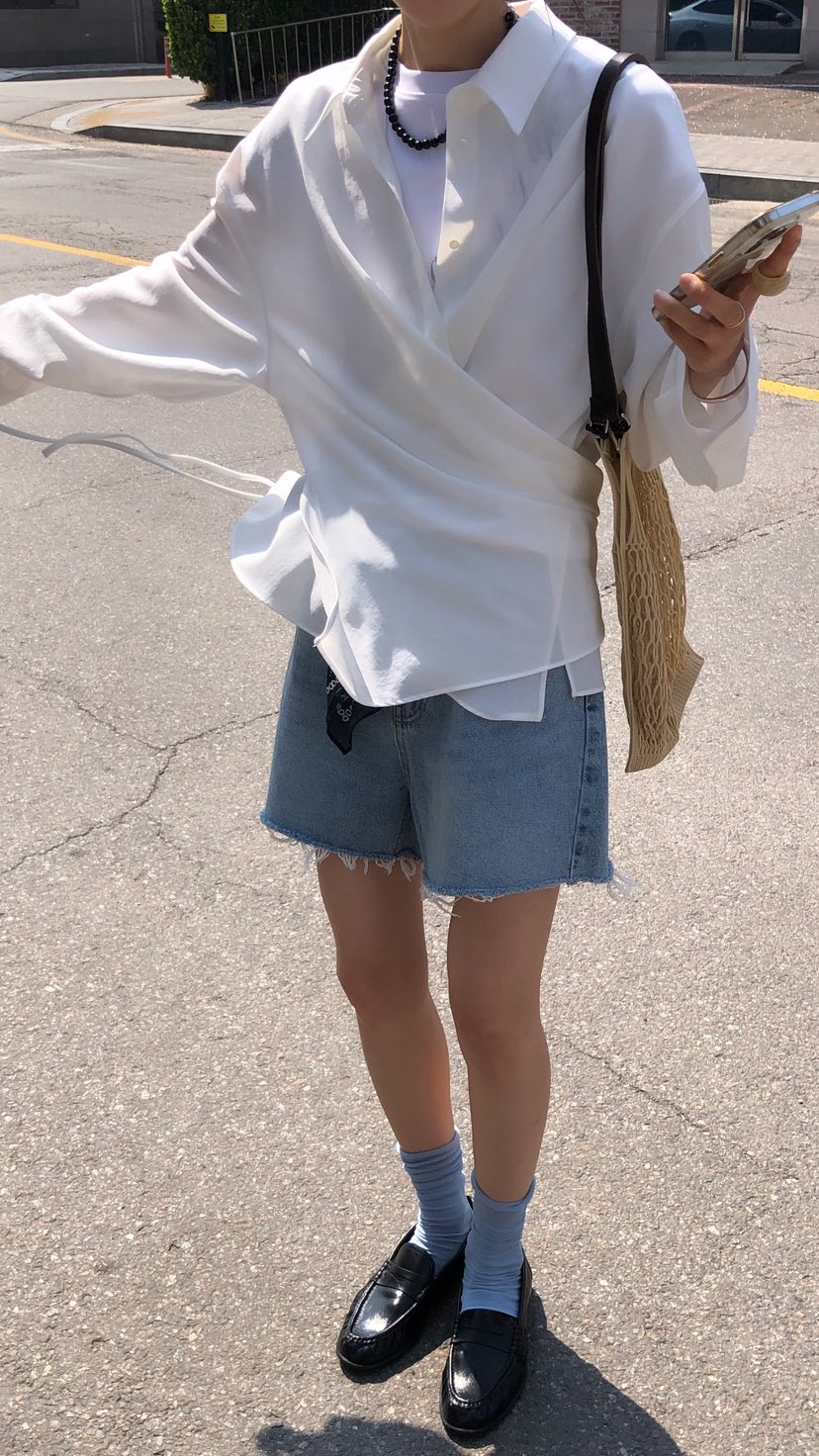 OVER RICH韓國代購女士新款26春夏時尚職業人氣襯衫蕾絲衫OVER RICH襯衫/蕾絲衫