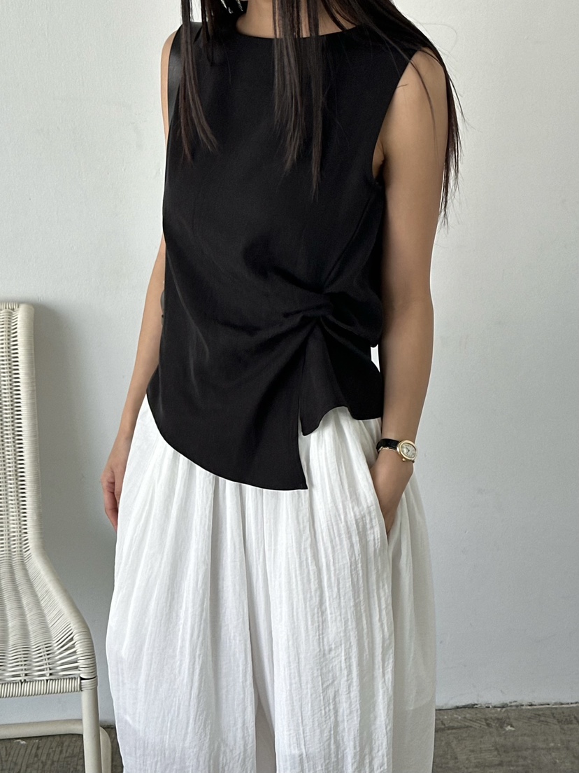 LE VASE韓國東大門直郵女裝新款26春夏推薦時尚襯衫蕾絲衫LE VASE襯衫/蕾絲衫