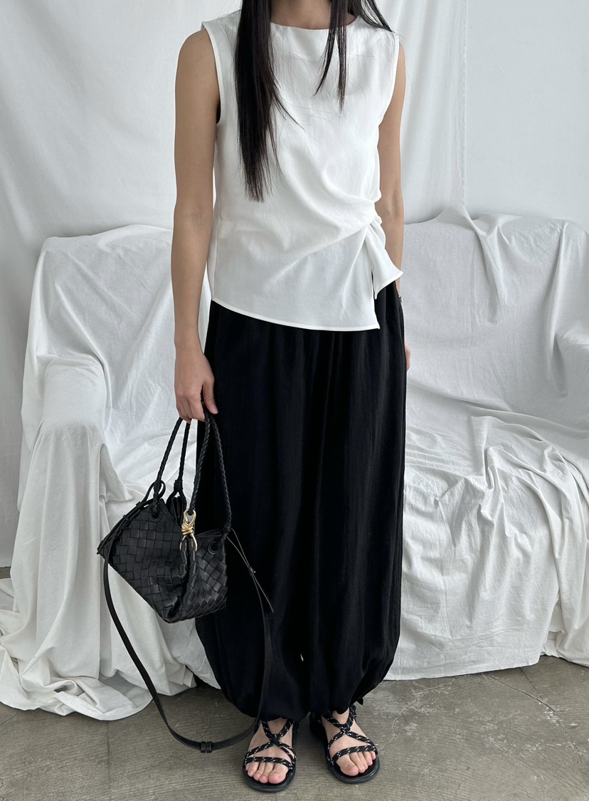 LE VASE韓國東大門直郵女裝新款26春夏推薦時尚襯衫蕾絲衫LE VASE襯衫/蕾絲衫