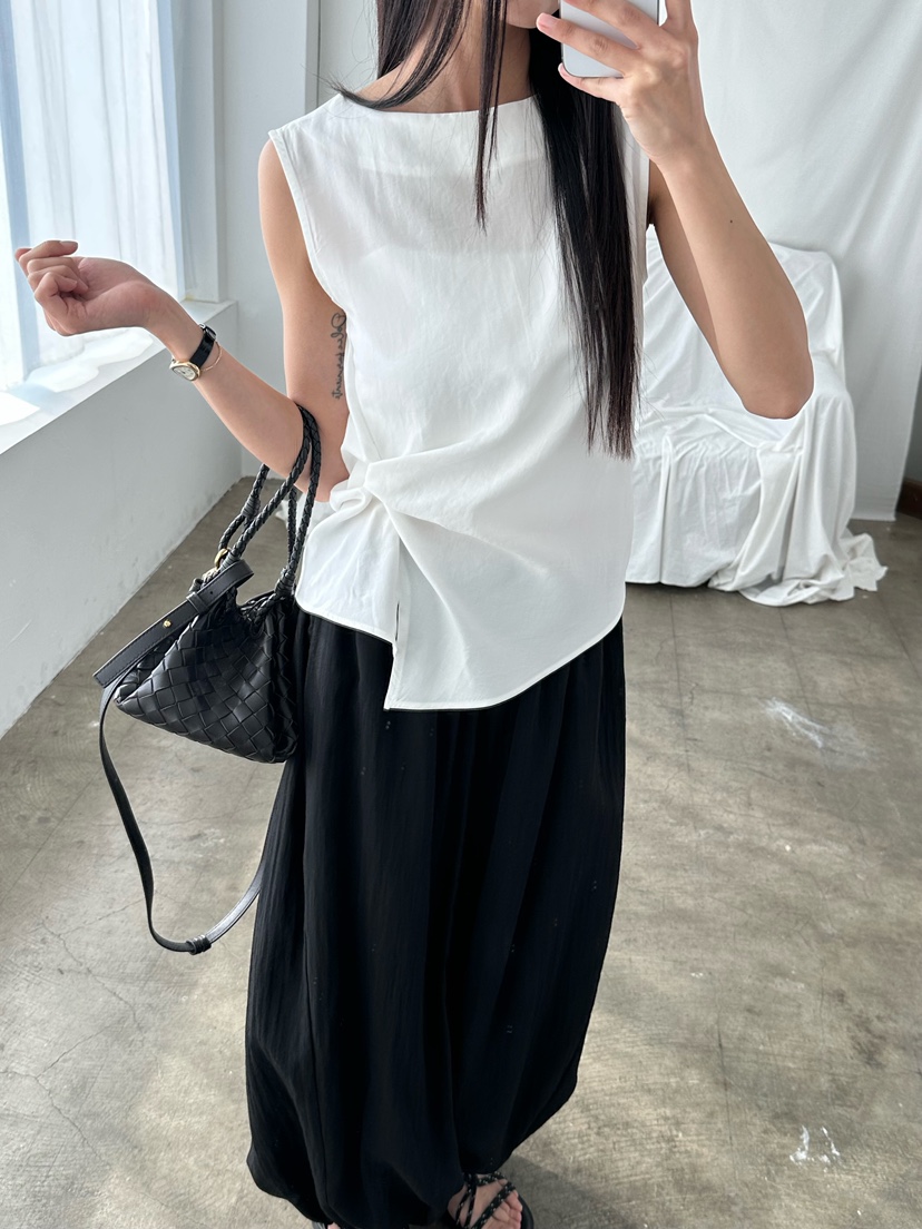 LE VASE韓國東大門直郵女裝新款26春夏推薦時尚襯衫蕾絲衫LE VASE襯衫/蕾絲衫