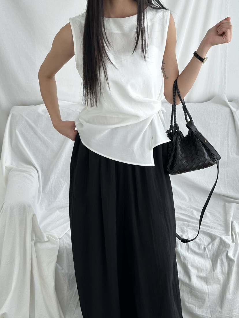 LE VASE韓國東大門直郵女裝新款26春夏推薦時尚襯衫蕾絲衫LE VASE襯衫/蕾絲衫