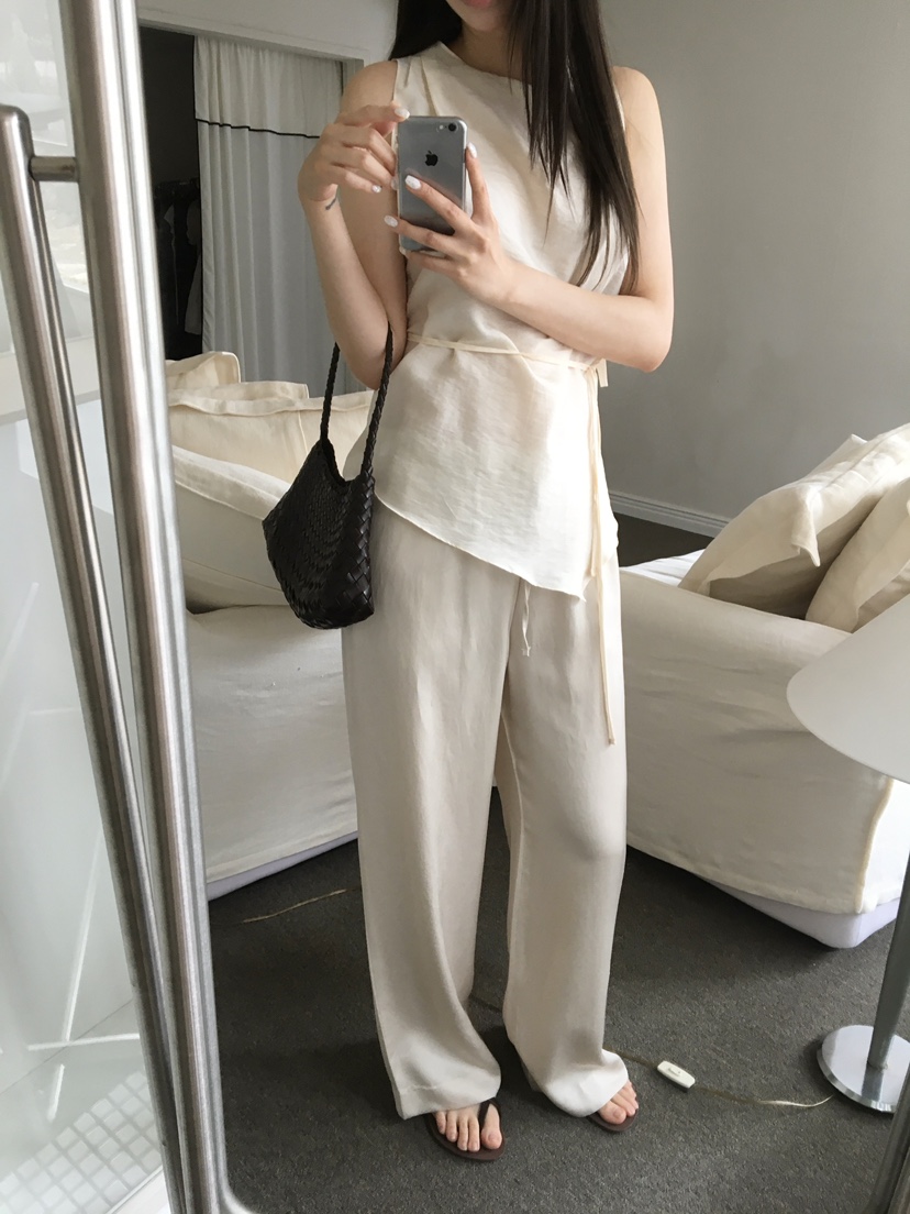 LEGACY韓國直郵女裝新款職業人氣熱賣吊帶背心含腰帶透明LEGACY吊帶/背心