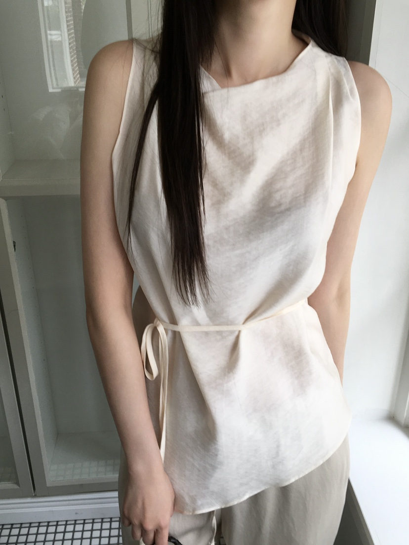 LEGACY韓國直郵女裝新款職業人氣熱賣吊帶背心含腰帶透明LEGACY吊帶/背心