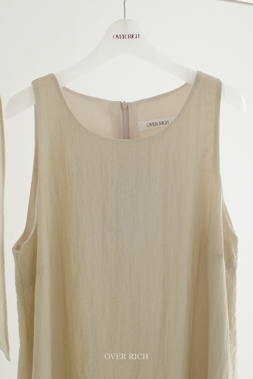 OVER RICH韓國代購女士新款熱賣休閑連衣裙不含絲巾圍巾OVER RICH連衣裙