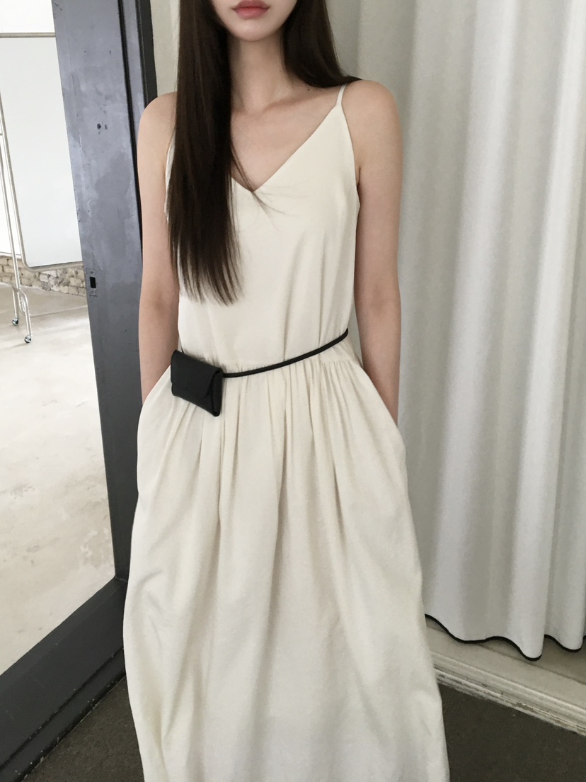 LEGACY韓國直郵女士新品推薦職業休閑人氣時尚26春夏連衣裙V領LEGACY連衣裙