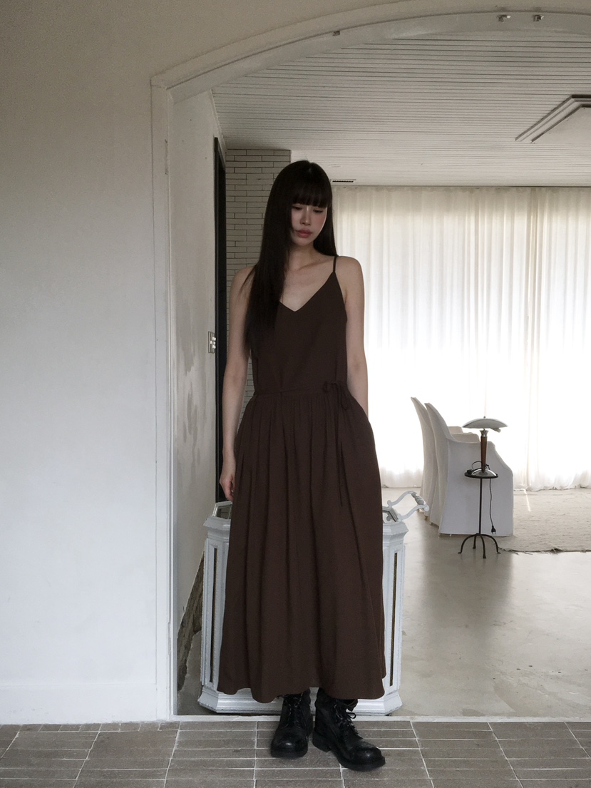 LEGACY韓國直郵女士新品推薦職業休閑人氣時尚26春夏連衣裙V領LEGACY連衣裙