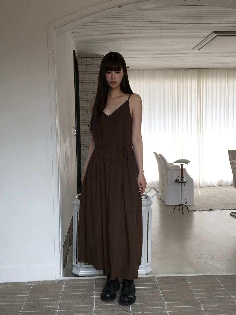 LEGACY韓國直郵女士新品推薦職業休閑人氣時尚26春夏連衣裙V領LEGACY連衣裙