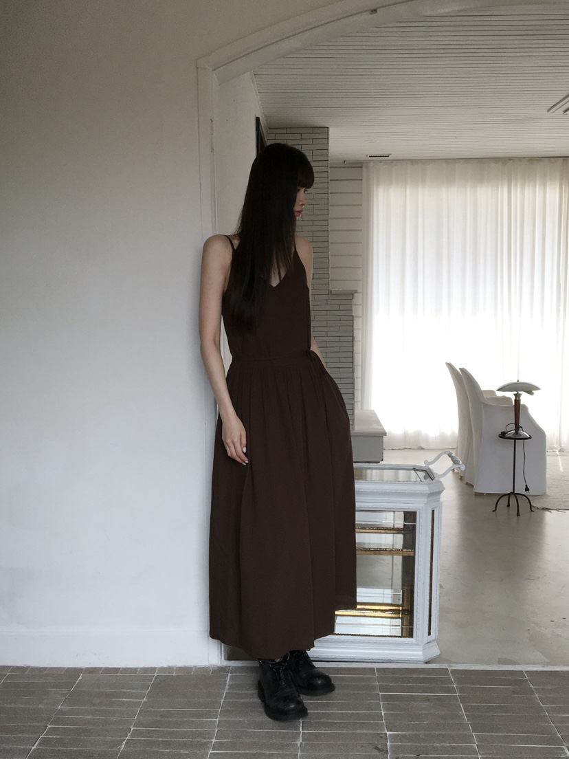 LEGACY韓國直郵女士新品推薦職業休閑人氣時尚26春夏連衣裙V領LEGACY連衣裙