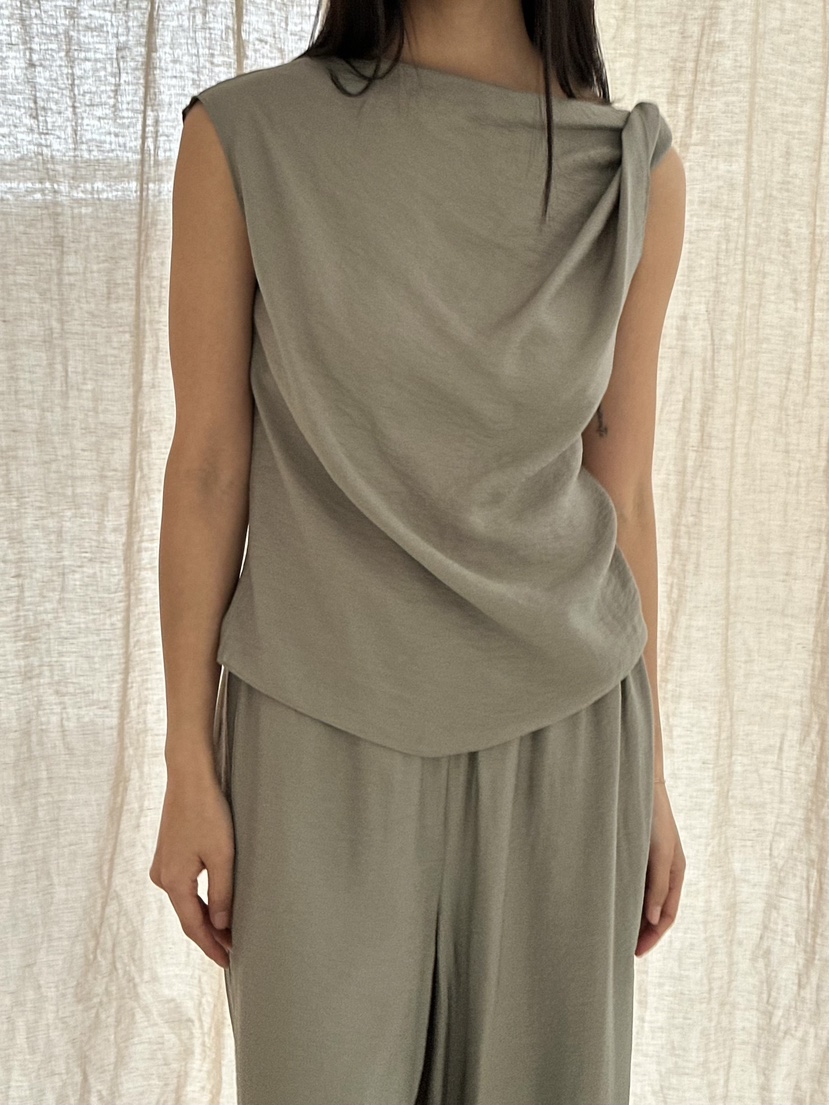 LE VASE韓國代購女士新款休閑26春夏人氣推薦時尚吊帶背心LE VASE吊帶/背心圖色1