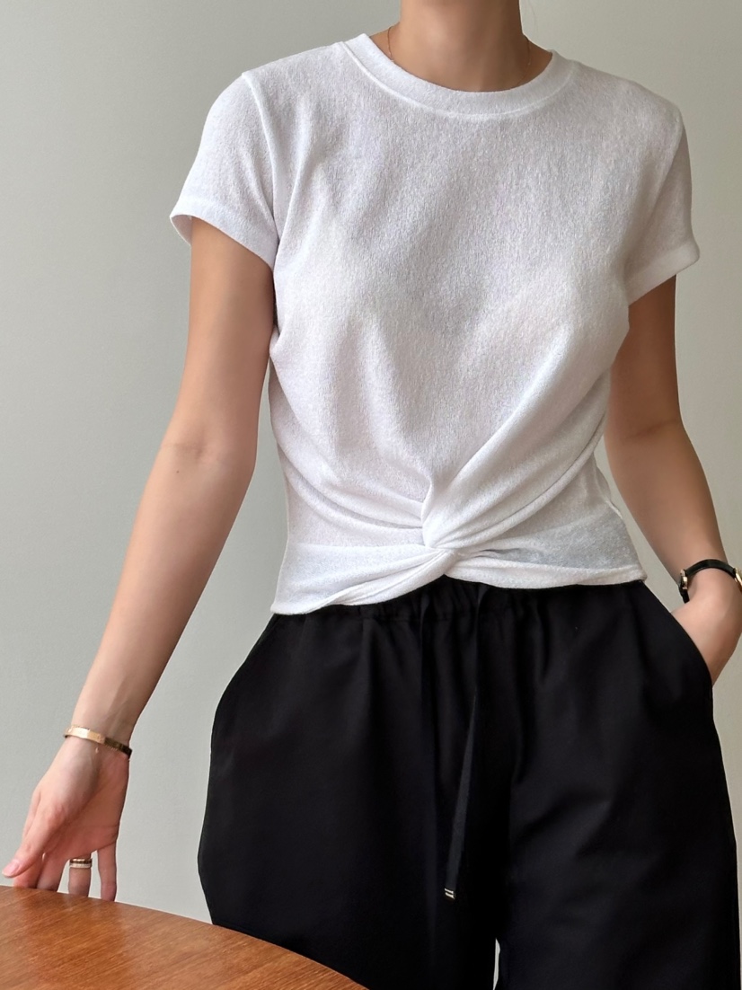 LE VASE韓國東大門代購女裝新款熱賣26春夏人氣休閑職業T恤LE VASET恤