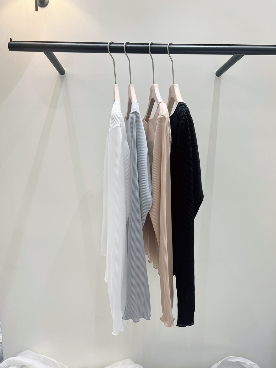 LOVE ROSIE韓國東大門直郵女士新款時尚職業襯衫蕾絲衫褶皺LOVE ROSIE襯衫/蕾絲衫