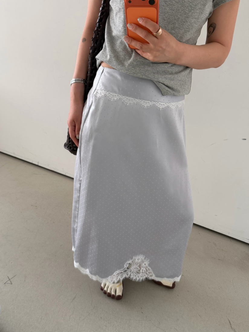 OLI SEOUL韓國直郵女士新品推薦時尚職業熱賣26春夏長裙OLI SEOUL長裙