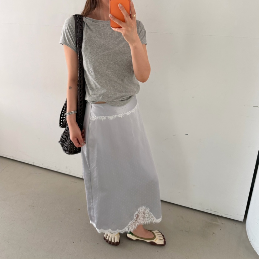 OLI SEOUL韓國直郵女士新品推薦時尚職業熱賣26春夏長裙OLI SEOUL長裙