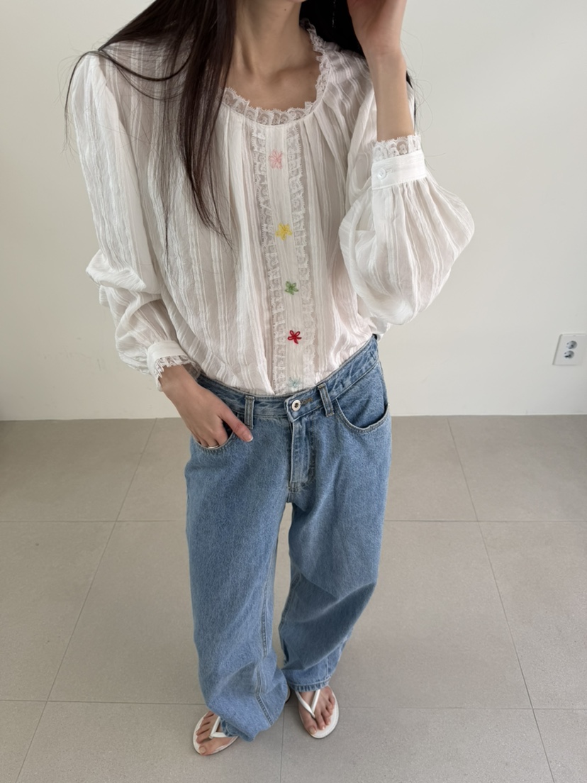 LE AVE韓國直郵女士新款推薦熱賣人氣休閑襯衫蕾絲衫刺繡LE AVE襯衫/蕾絲衫