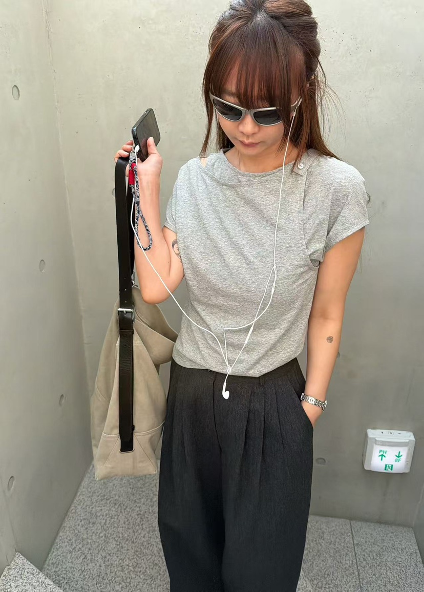 OLI SEOUL韓國直郵實拍女裝新品26春夏休閑推薦熱賣人氣T恤OLI SEOULT恤