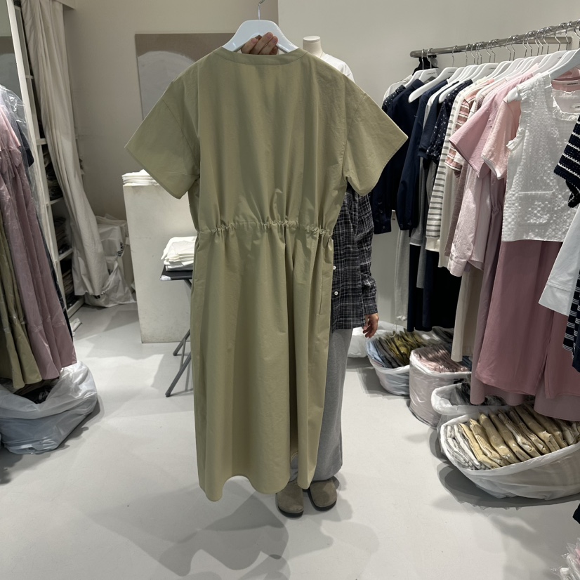 LORING RE I韓國東大門直郵女士新款26春夏職業休閑連衣裙LORING RE-I/BARE連衣裙