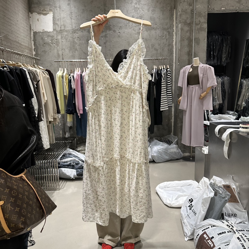 JUNI韓國直郵女裝新款休閑人氣26春夏推薦職業時尚連衣裙my juni連衣裙圖色1