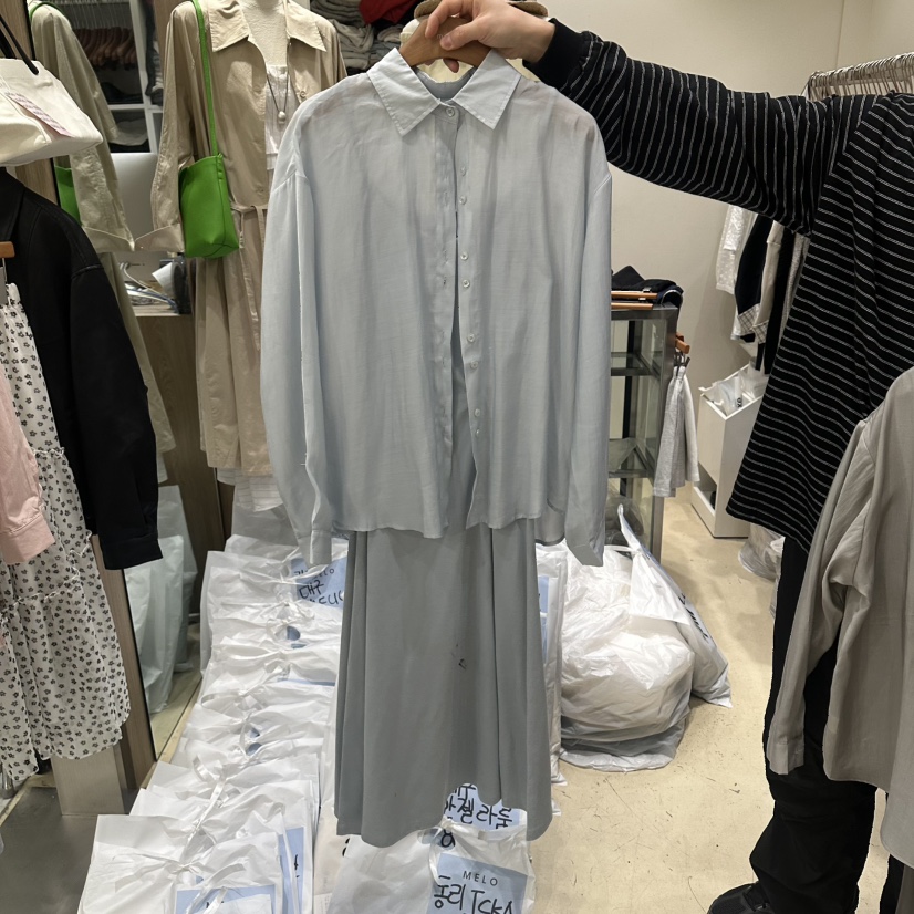 MELO韓國直郵實拍女士新款職業熱賣時尚套裝不含項鏈套裝MELO套裝圖色2