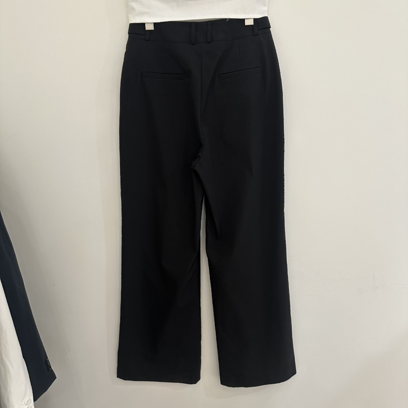 OVERTAKE韓國東大門直郵女裝新品26春夏休閑時尚推薦休閑褲OVERTAKE休閑褲