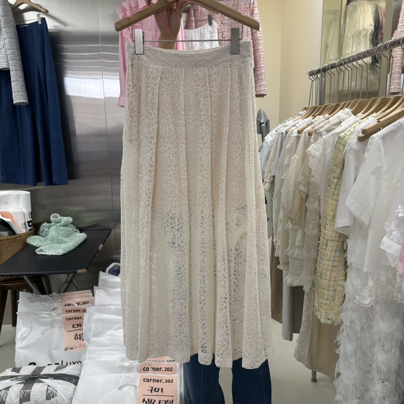 CORNER韓國代購女裝新款休閑推薦26春夏熱賣長裙蕾絲褶裥CORNER.302長裙圖色2米色