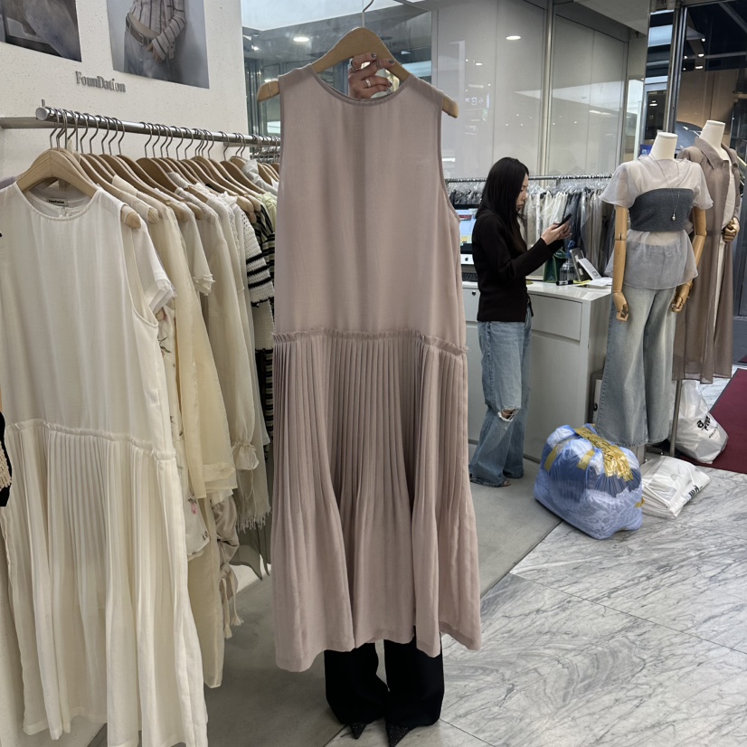 FOUNDATION韓國直郵實拍女裝新品26春夏推薦時尚熱賣連衣裙FOUNDATION連衣裙圖色3