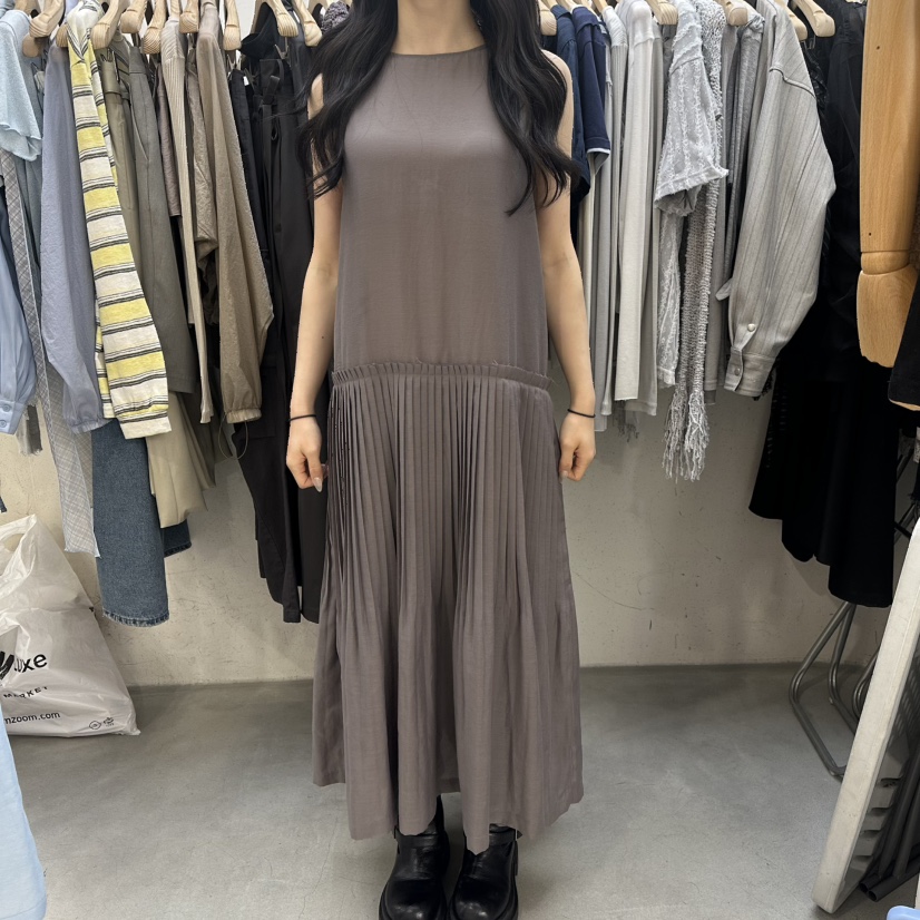 FOUNDATION韓國直郵實拍女裝新品26春夏推薦時尚熱賣連衣裙FOUNDATION連衣裙圖色4