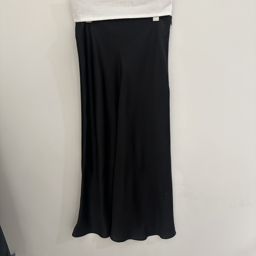 OVERTAKE韓國代購女士新款推薦26春夏休閑人氣時尚職業長裙OVERTAKE長裙圖色2