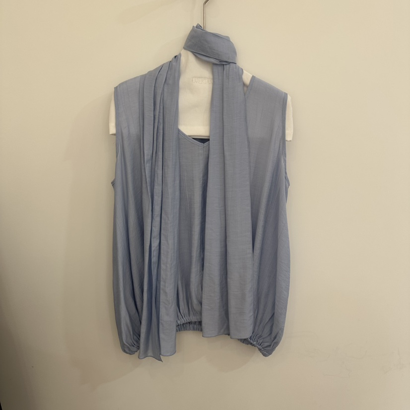 OVERTAKE韓國代購女士新品時尚26春夏熱賣吊帶背心含圍巾OVERTAKE吊帶/背心圖色2