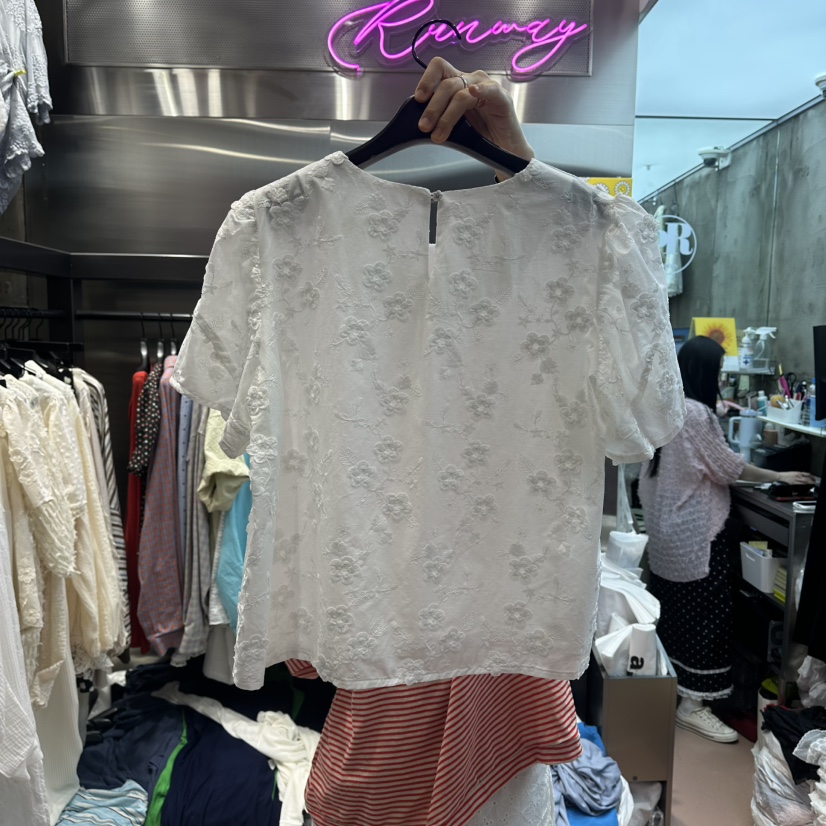 RUNWAY-런웨이韓國直郵女裝新款推薦熱賣26春夏襯衫蕾絲衫RUNWAY襯衫/蕾絲衫