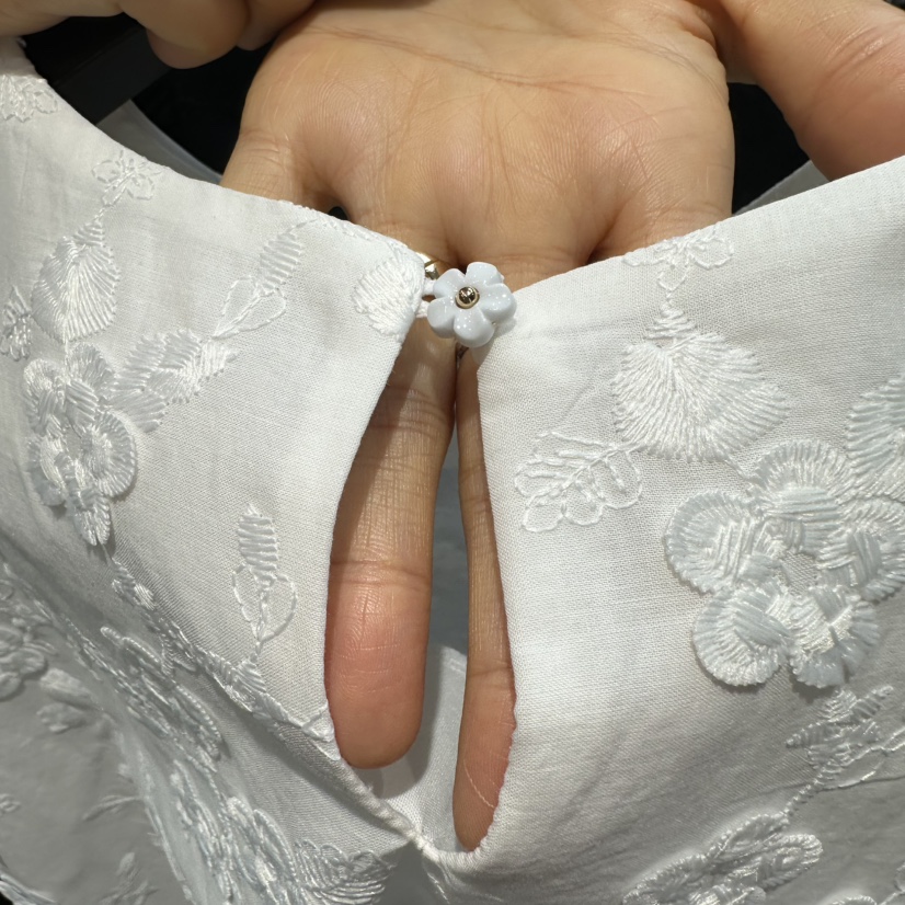 RUNWAY-런웨이韓國直郵女裝新款推薦熱賣26春夏襯衫蕾絲衫RUNWAY襯衫/蕾絲衫