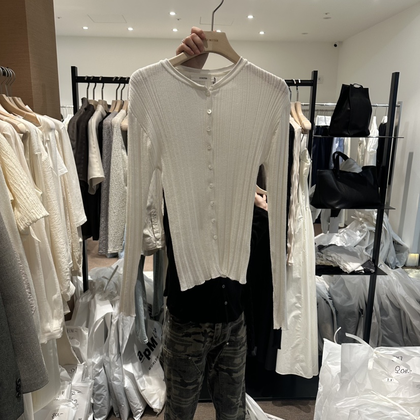 LE BUTTER韓國直郵女裝新品休閑26春夏職業推薦長袖T恤褶裥LE BUTTER長袖T恤圖色1