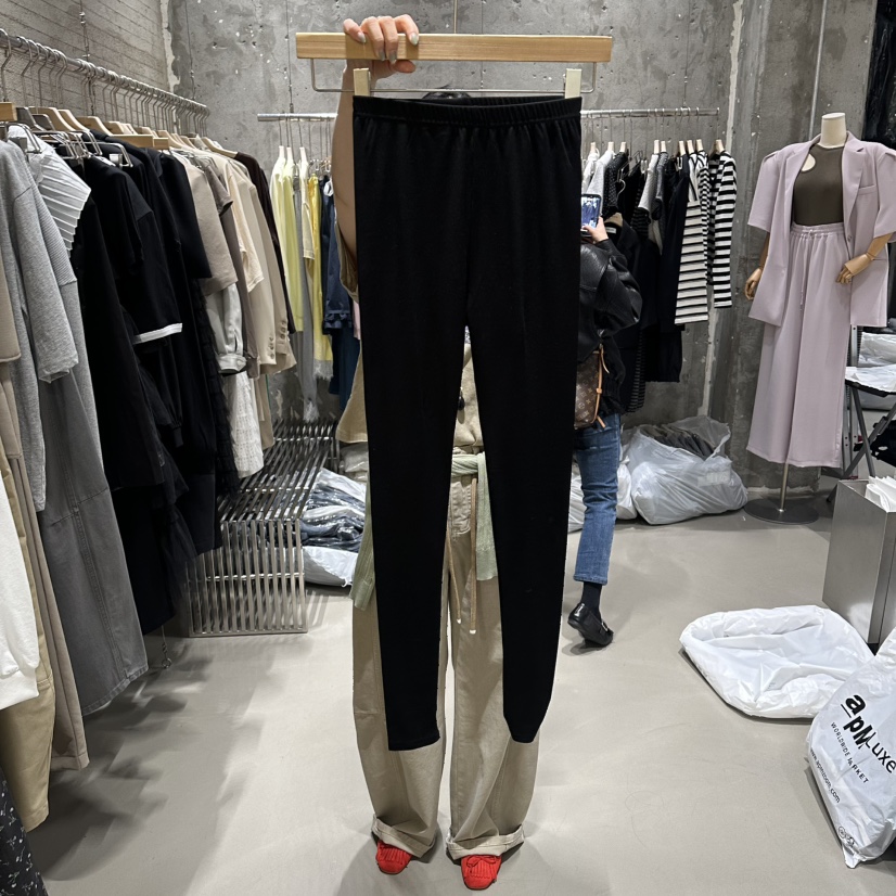 JUNI韓國直郵女裝新品休閑熱賣人氣打底褲鯊魚褲緊身褲羅紋my juni打底褲/鯊魚褲