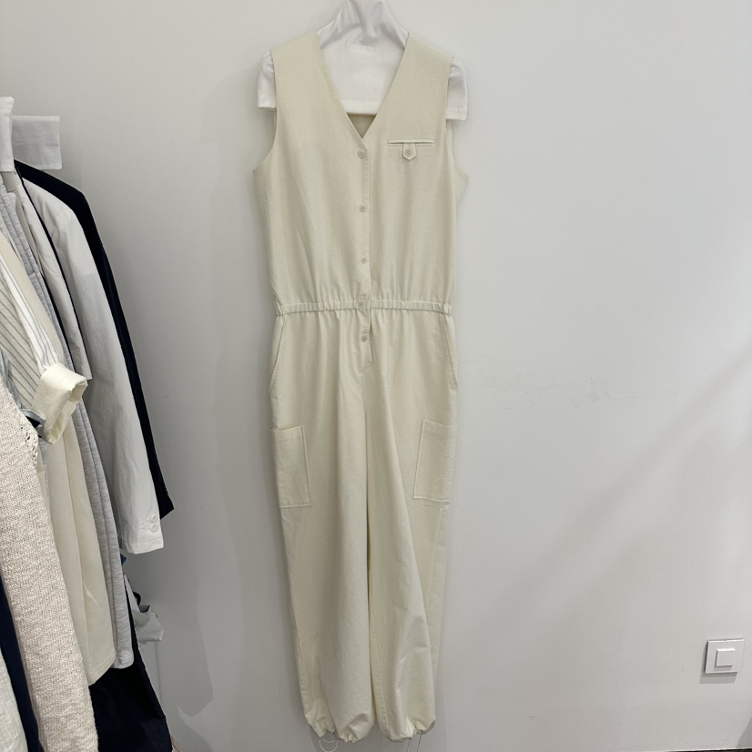 OVERTAKE韓國直郵實拍女士新品人氣職業26春夏休閑連體褲OVERTAKE連體褲圖色1