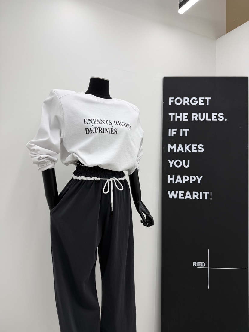 RED-A韓國東大門代購女裝新品職業人氣休閑推薦熱賣衛衣RED-A衛衣