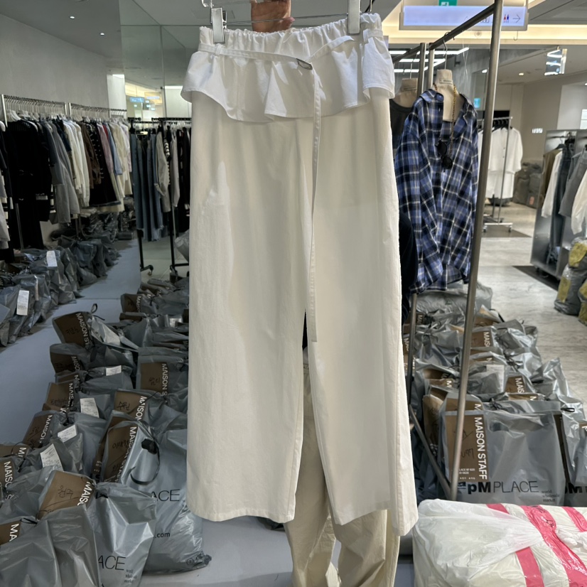 DOUBLE STANDARD/LE SMOKING/MAISONSTAFF韓國東大門代購女裝新款推薦裙褲含腰帶MAISONSTAFF裙褲圖色2白色