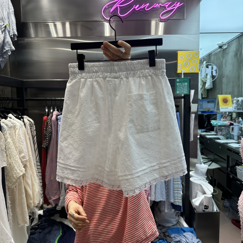 RUNWAY-런웨이韓國直郵實拍女士新款人氣休閑熱賣短褲褶裥RUNWAY短褲