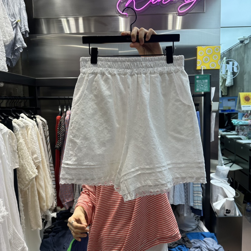 RUNWAY-런웨이韓國直郵實拍女士新款人氣休閑熱賣短褲褶裥RUNWAY短褲圖色1