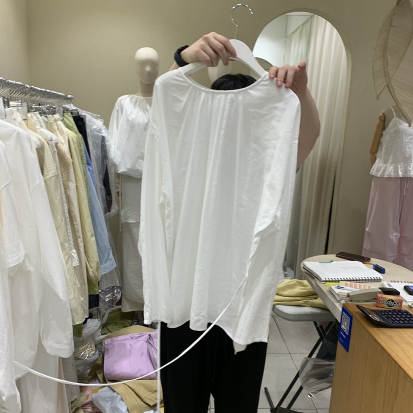 BROCCOLISALAD韓國東大門直郵女士新款人氣休閑襯衫蕾絲衫BROCCOLISALAD襯衫/蕾絲衫