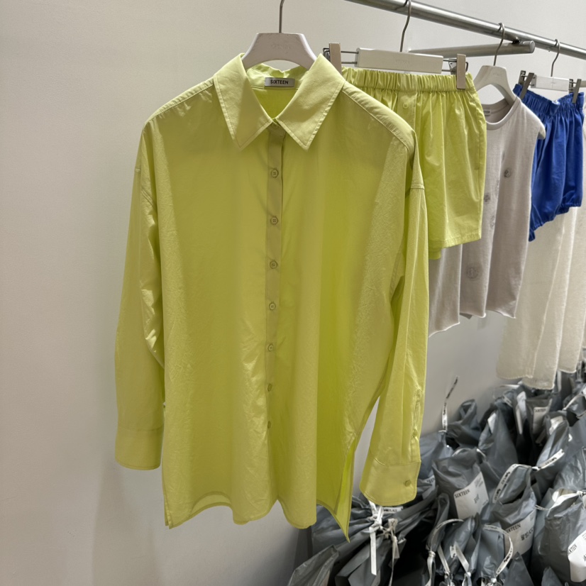 SIXTEEN韓國東大門代購女士新品熱賣26春夏襯衫蕾絲衫柔軟SIXTEEN襯衫/蕾絲衫圖色1